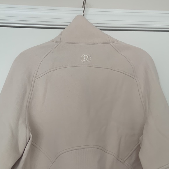 Lululemon Scuba Oversized Funnel Neck in White Opal - Picture 8 of 10